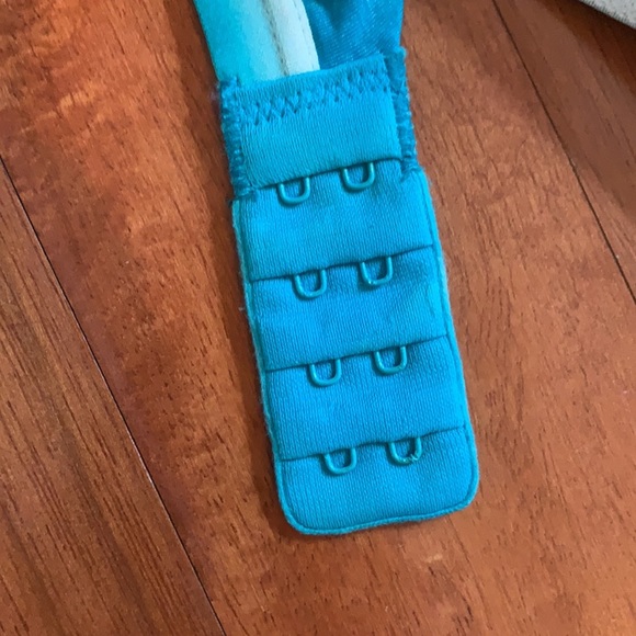 VS Uplift Semi Demi Bra - Picture 3 of 4